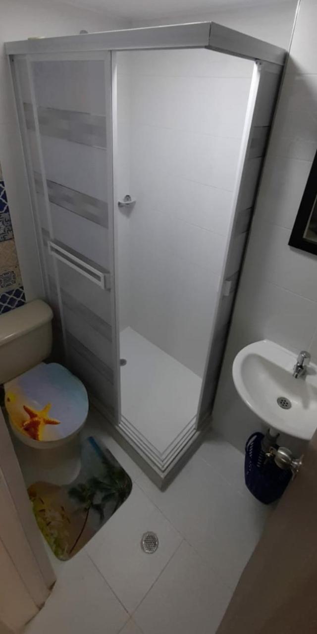 Rodadero Parador, A 20 Metros De La Playa Santa Marta (Magdalena)